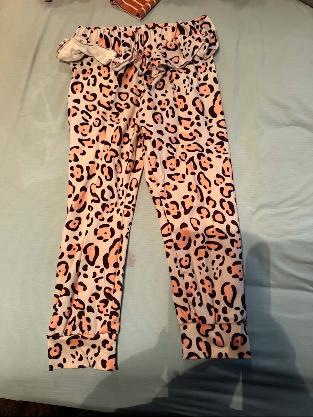 Girls' Pink Leopard Print Leggings